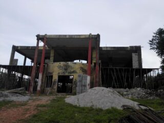 roopis shooting house construction
